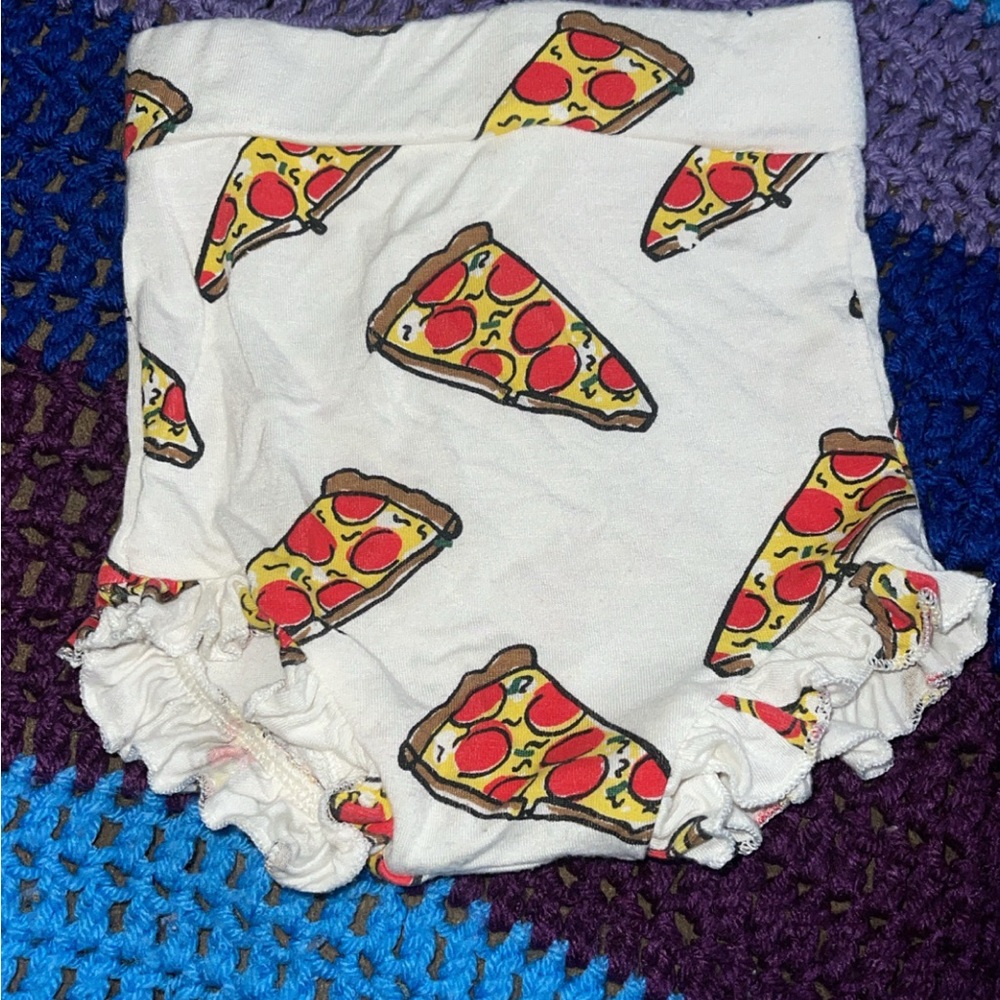 Pizza Print Ruffle Shorts